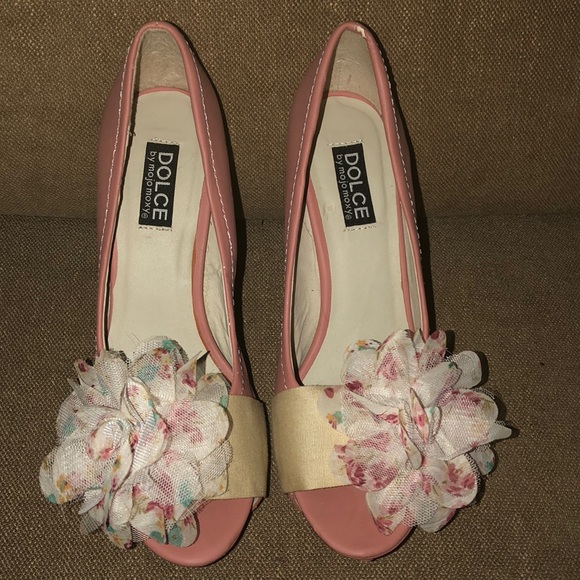 Pink Dolce by Mojo Moxy Pumps - Picture 2 of 8
